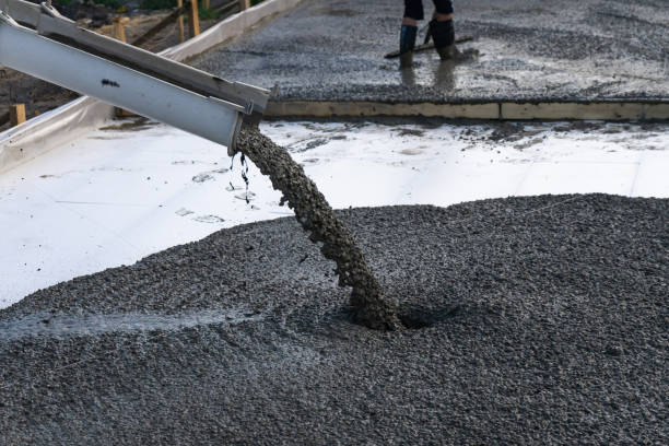 Best Concrete Patio Contractor  in Colonial Heights, VA