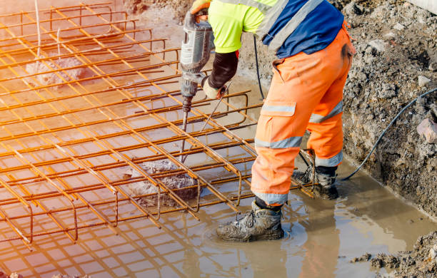 Best Concrete Contractor Near Me  in Colonial Heights, VA
